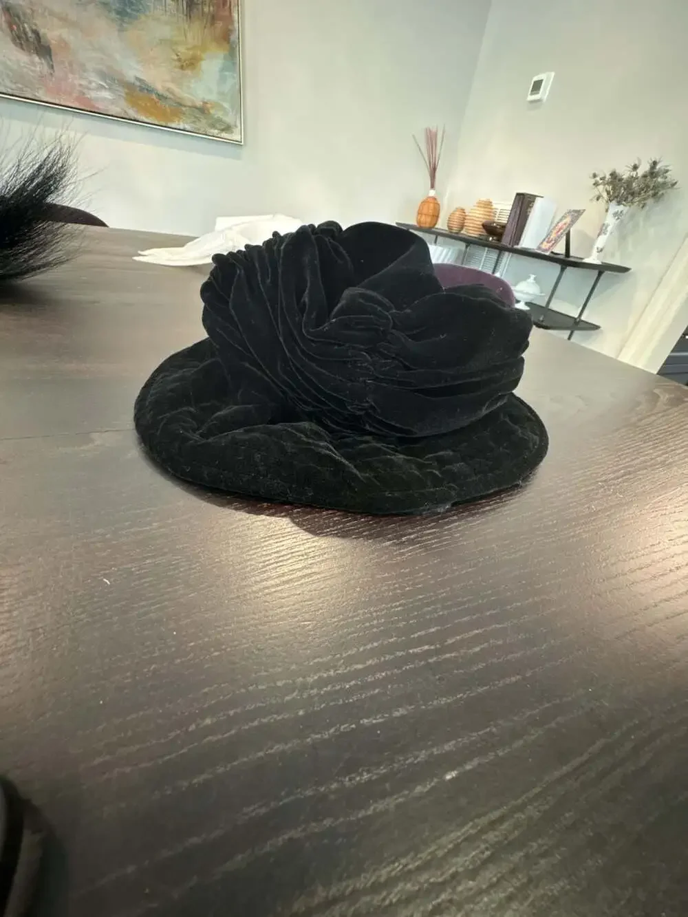 Kokin New York Vintage Black Velvet Pleated Ruffled Cloche Hat